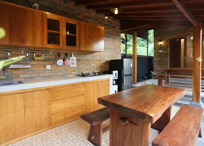 Villa Dinatha *